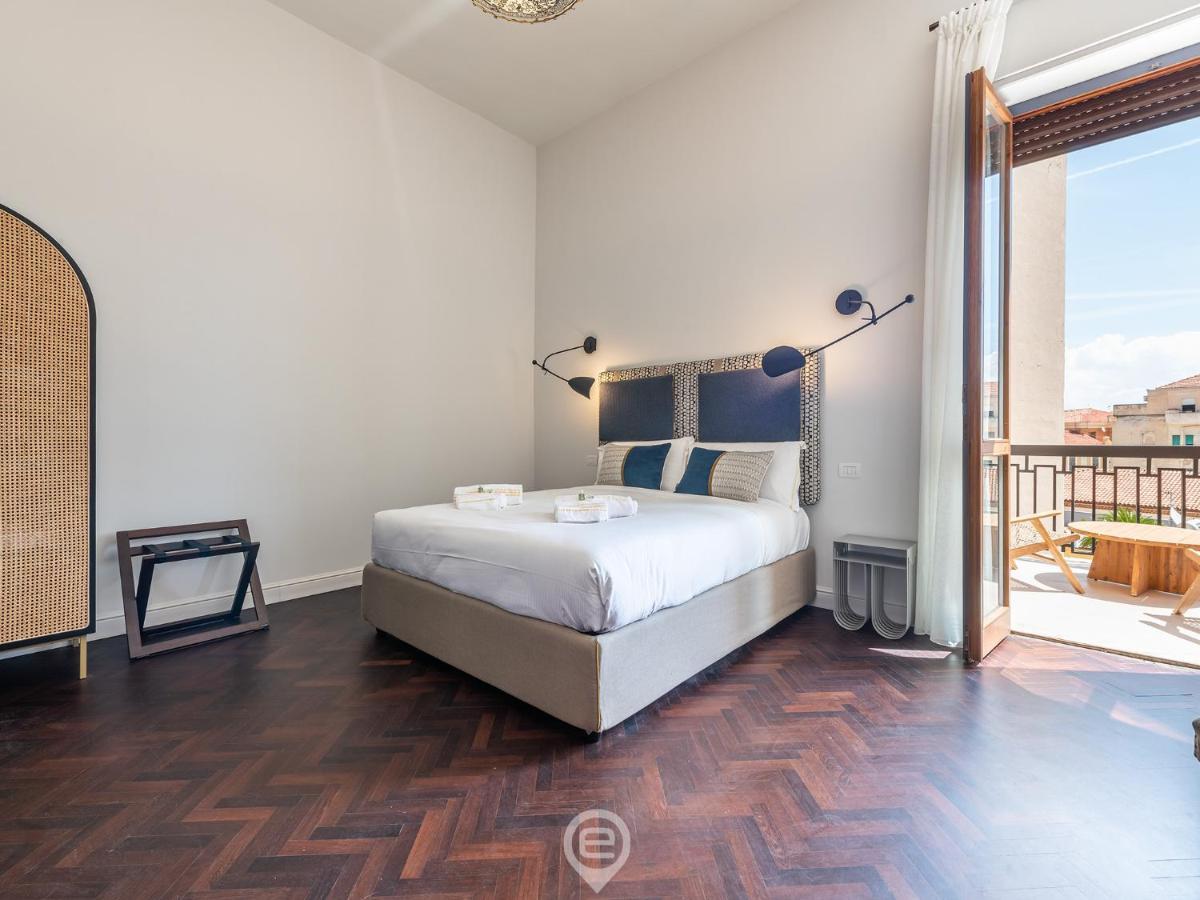 Verso Suites Кальярі Екстер'єр фото