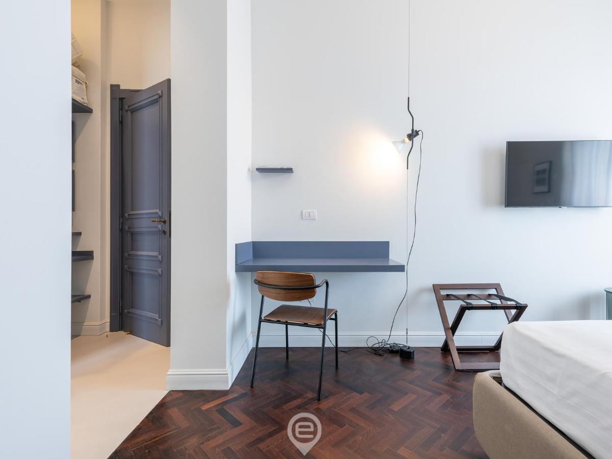 Verso Suites Кальярі Екстер'єр фото
