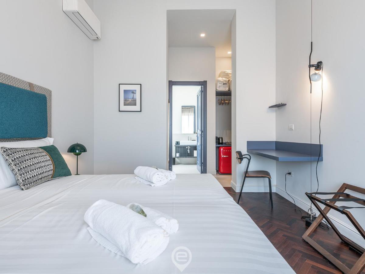 Verso Suites Кальярі Екстер'єр фото
